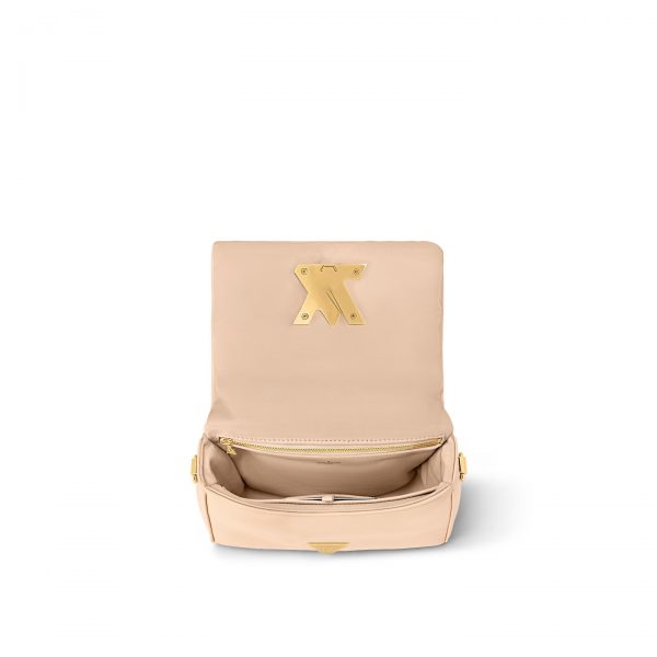 Louis Vuitton Beige M22786 Twist MM