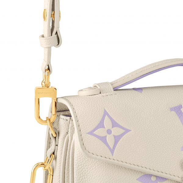 Louis Vuitton M23940 Pochette Métis East West Latte/Bubble Tea